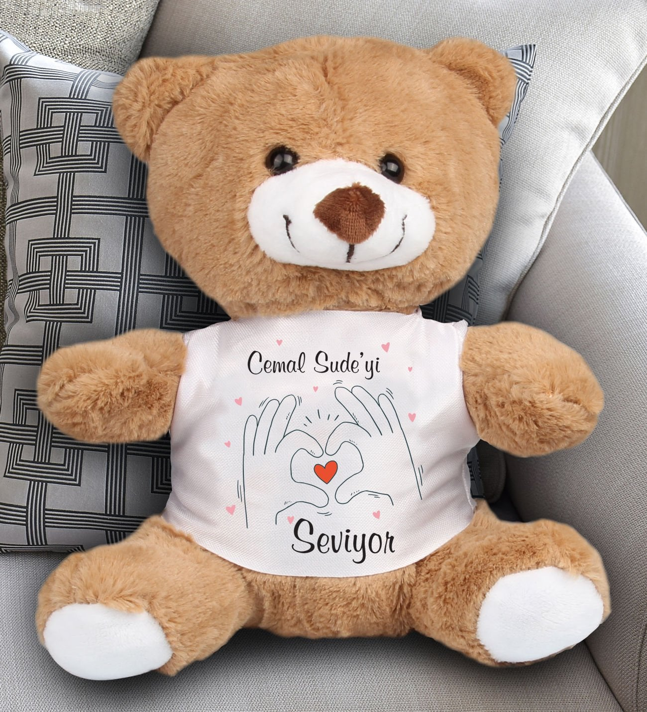 Kişiye Özel Kim Kimi Seviyor Temalı Peluş Ayıcık 23 cm